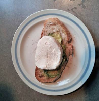 Avocado mozzarella sandwich