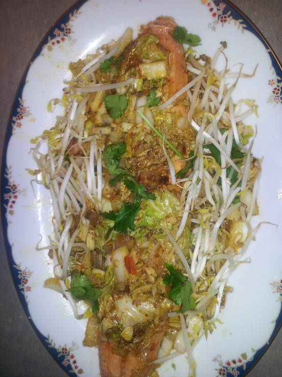 Salmon with Spicy broad bean fish sauce