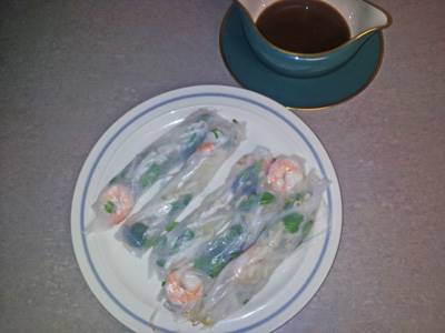 Vietnamese spring rolls with shrimp