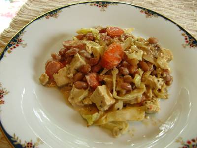 Tofu with cabbage and carrots
