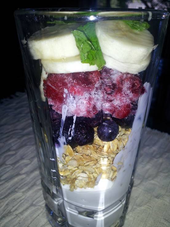 Yogurt parfait