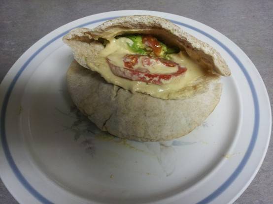Hummus sandwich