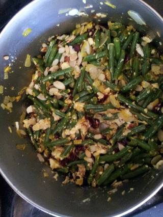 String beans and cranberries